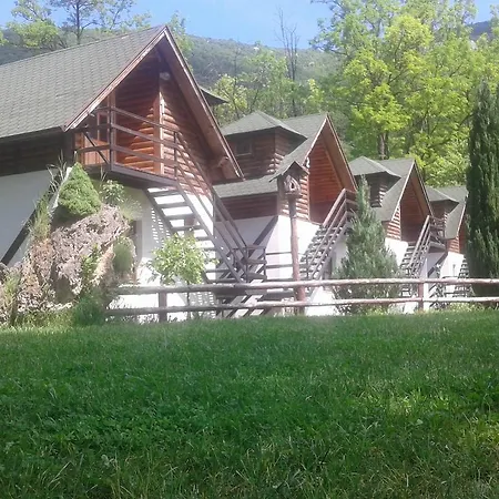 Couette-café Vodopad Lisine 3*