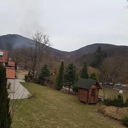 Couette-café Vodopad Lisine 3*