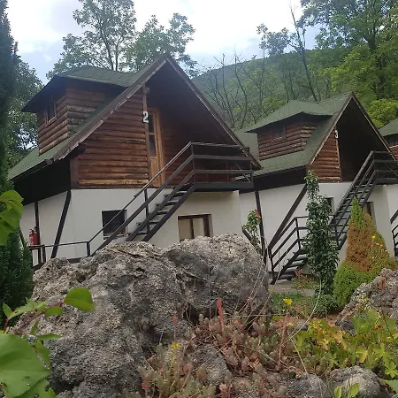 Vodopad Lisine Couette-café