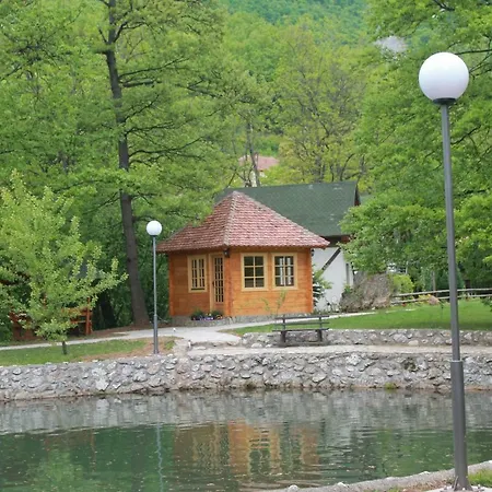 Couette-café Vodopad Lisine Strmosten