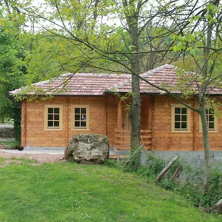 Couette-café Vodopad Lisine 3*